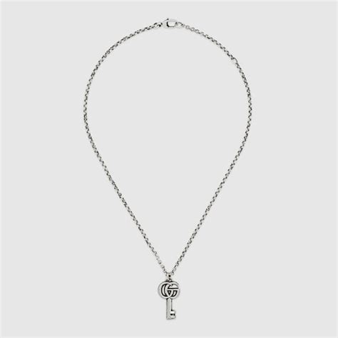 Collana con chiave Doppia G in argento sterling 925 .